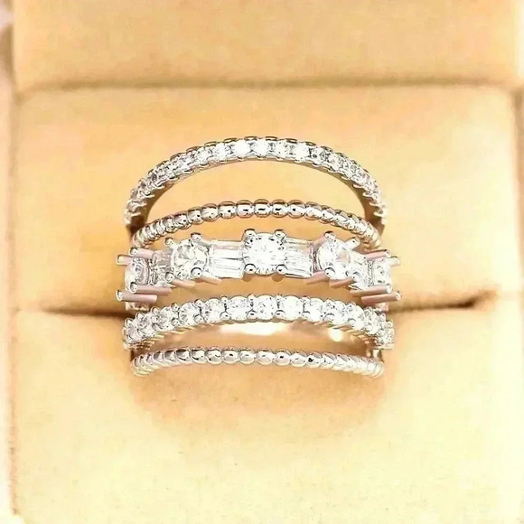 Gorgeous 14k White Gold Over Silver Diamond Ring - Picture 1 of 4